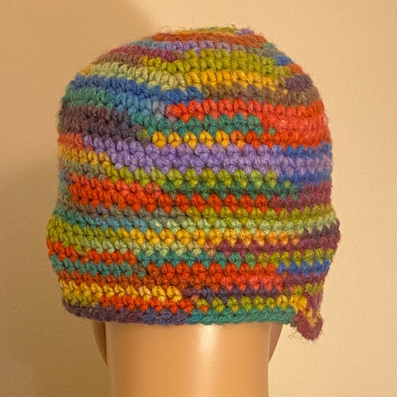 Beautiful Handmade Wool Knit Beanie & Loose Knit Matching Scarf - Picture 3 of 7